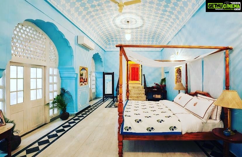 Parineeti Chopra Instagram - This is definitely one place I'd like to stay!!! City Palace now on @Airbnb #Ad #RoyaltyonAirbnb #Ad
