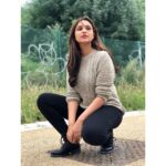 Parineeti Chopra Instagram - So. We’ve started shooting for #GirlOnTheTrain in London. Its my MOST difficult role to date; I feel like I’m in a hostel, with no time (or headspace) for social media or chilling or doing anything else. Its a new experience for me - being cut off from everything and everyone else... Will share the first look soon. This picture was the only “timepass” I’ve done on set so far 🤣🤣 London, United Kingdom