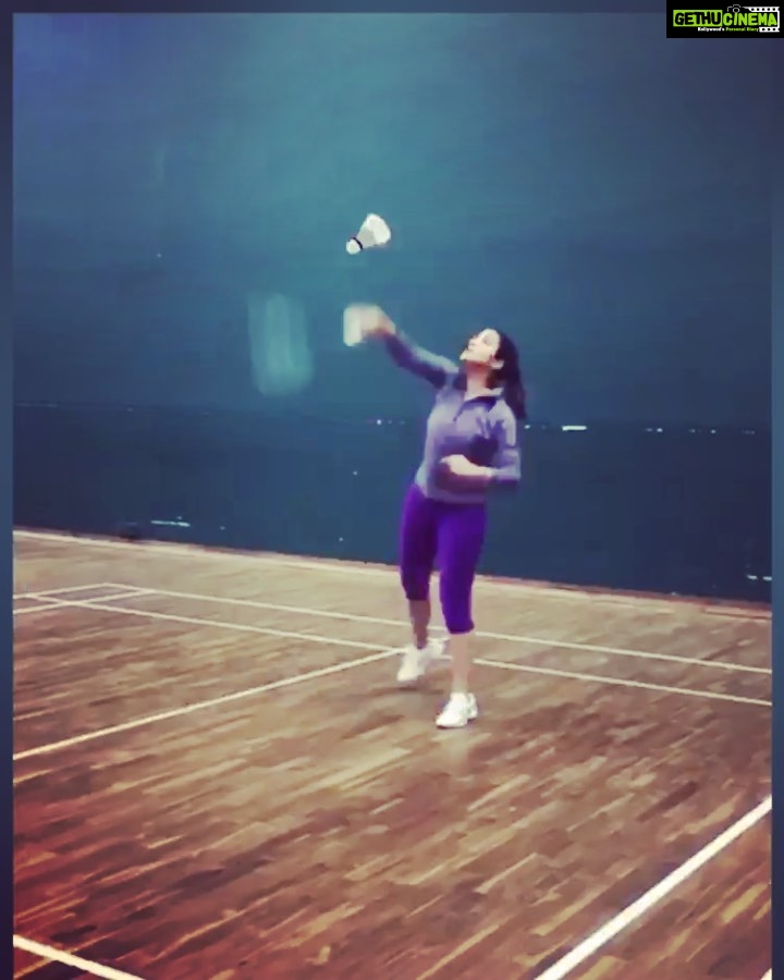 Parineeti Chopra Instagram - Getting ready to do such a long rally in ONE TAKE 🎥 😳 #SainaNehwalBiopic #Goals #OneDayAtATime Khar Gymkhana