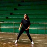 Parineeti Chopra Instagram - Before ........ and After! 🤭🏸 @nehwalsaina HOW DO YOU DO THIS!😱😱#SainaNehwalBiopic #Training #ShootsStartsInOctober Mumbai, Maharashtra