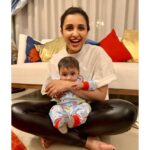 Parineeti Chopra Instagram - I’m a khaala now!!!! Izzu is edible and I want to eat him, but for now I’m allowing him to eat my hand 💋💋 @mirzasaniar Can I keep this child foreverrrrrr 😍😍 Dubai, United Arab Emirates