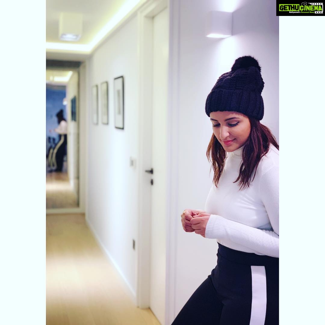 Parineeti Chopra - 694.4K Likes - Most Liked Instagram Photos