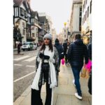 Parineeti Chopra Instagram - This feeling .... There’s a reason why I call London my second home ◾️◽️ #MyLongestRelationship haha London, United Kingdom