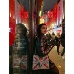 Parineeti Chopra Instagram - Soho ho ho! Christmas lights, freezing temps, and the smell of eggnog. 🔴 ⚫️ Soho, London