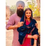 Parineeti Chopra Instagram - Anytime I watched a war movie, it was the love story of those brave men that kept me going.. so proud to be a part of this epic experience!!! Thank you Akshay sir, Kjo and Anurag sir for allowing me to be a part of your vision. You all have made one of the most beautiful movies people will ever see!! People - Don’t miss it on 21st March 2019!!! #KESARI 🔸🔶 @akshaykumar @karanjohar @dharmamovies @apoorva1972 #AnuragSingh #CapeOfGoodFilms #SunilKheterpal Rajasthan