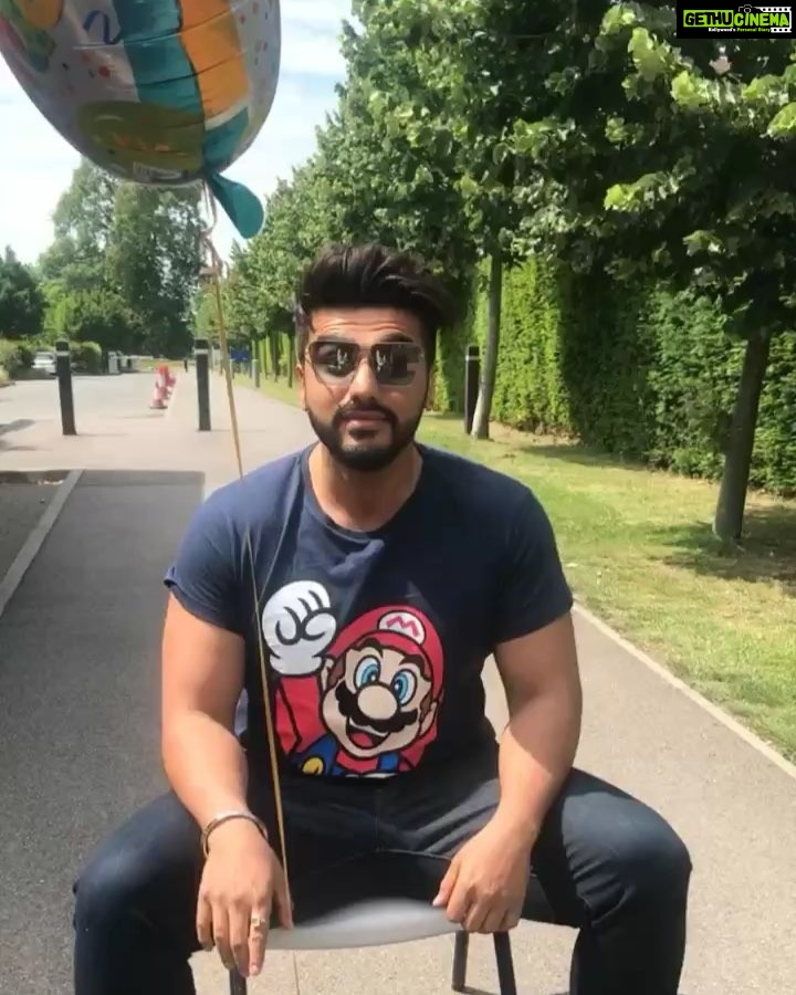 Parineeti Chopra Instagram - Name:- Arjun Kapoor. Age:- 4yrs. Disease:- Acute annoying syndrome Treatment:- None. @arjunkapoor #NamasteEngland Brentford, United Kingdom