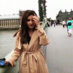 Parineeti Chopra Instagram - I hereby urge all fans to notice and appreciate how much nonsense I tolerate from my co star. #NamasteEngland Repost @arjunkapoor ・・・ What glamour, what beauty, what a monument !!! @parineetichopra & her new co-star !!! @namasteengland London, United Kingdom