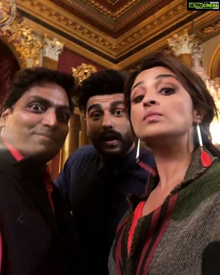 Parineeti Chopra Instagram - NamasteHeadshake ❤️🙏 SONG SHOOOOOTTTTTT @arjunkapoor @ganeshacharyaa London, United Kingdom