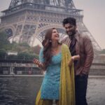 Parineeti Chopra Instagram - Just! 💙💛 #NamasteEngland @arjunkapoor Paris, France