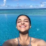 Parineeti Chopra Instagram - Cant believe I was in this heaven just 5 days ago!! Living out of a suitcase ✈️😍💦 BUT LOVE IT! Shoot for #NamasteEngland in Paris, Brussels and London continuesssssss Maldives
