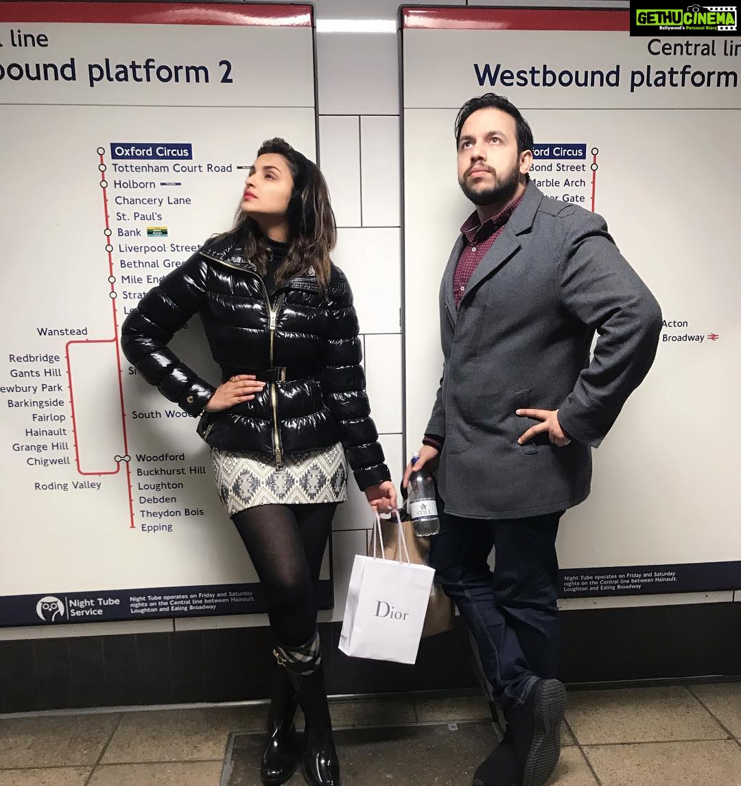 Parineeti Chopra Instagram - A quick 18 hours of of gossip, laughs and attitude with this one!!! Because it was worth it ❤️❤️❤️ #12YearsAndCounting @shahzaibis Missed youuuu @namrata4u London, United Kingdom