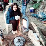 Parineeti Chopra Instagram - ITS COLDDDD ❄️❄️❄️ Please notice a heater, burning coal and a hot cup!! Its takes all 3 to keep me warm 🙈🙈 #SandeepAurPinkyFaraar @sapfthefilm Pithoragarh