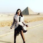 Parineeti Chopra Instagram – Obviouslyyyy im going to dance in front of the pyramids WHAT DO YOU MEANN!! 😜😜😜😂😂😎😎😎 @hellomagindia The Great Pyramids Of Egypt