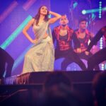 Parineeti Chopra Instagram - There ain't nobody like my desi girllll ❤️ My tribute to the ultimate DESI GIRL, my sister!!! Wearing that sari was pretty empowering!!! Mimi didi do you approve?? @priyankachopra