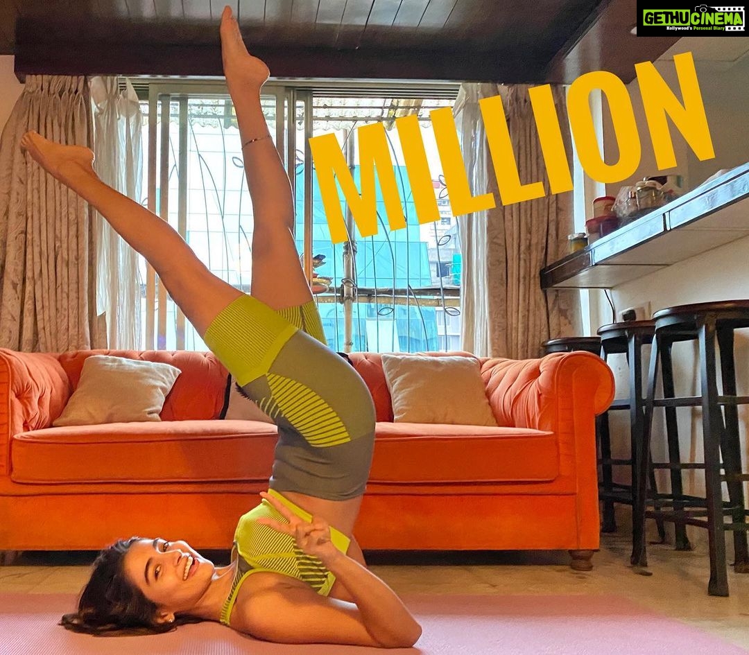 Pooja Hegde Instagram - 11 MILLION! ❤️❤️❤️ Since this year has been about my legs (if you know you know 😋) I decided it was apt to use them for my post 🤣 As usual, I will continue to spread positivity, love and entertain you’ll with my fun and silly posts. Your love and unconditional support makes me dance, walk from strength to strength and love with my heart. Loads of love from Buttabomma herself ☺️❤️😄 #samajavaragamana #buttabomma #millionaire