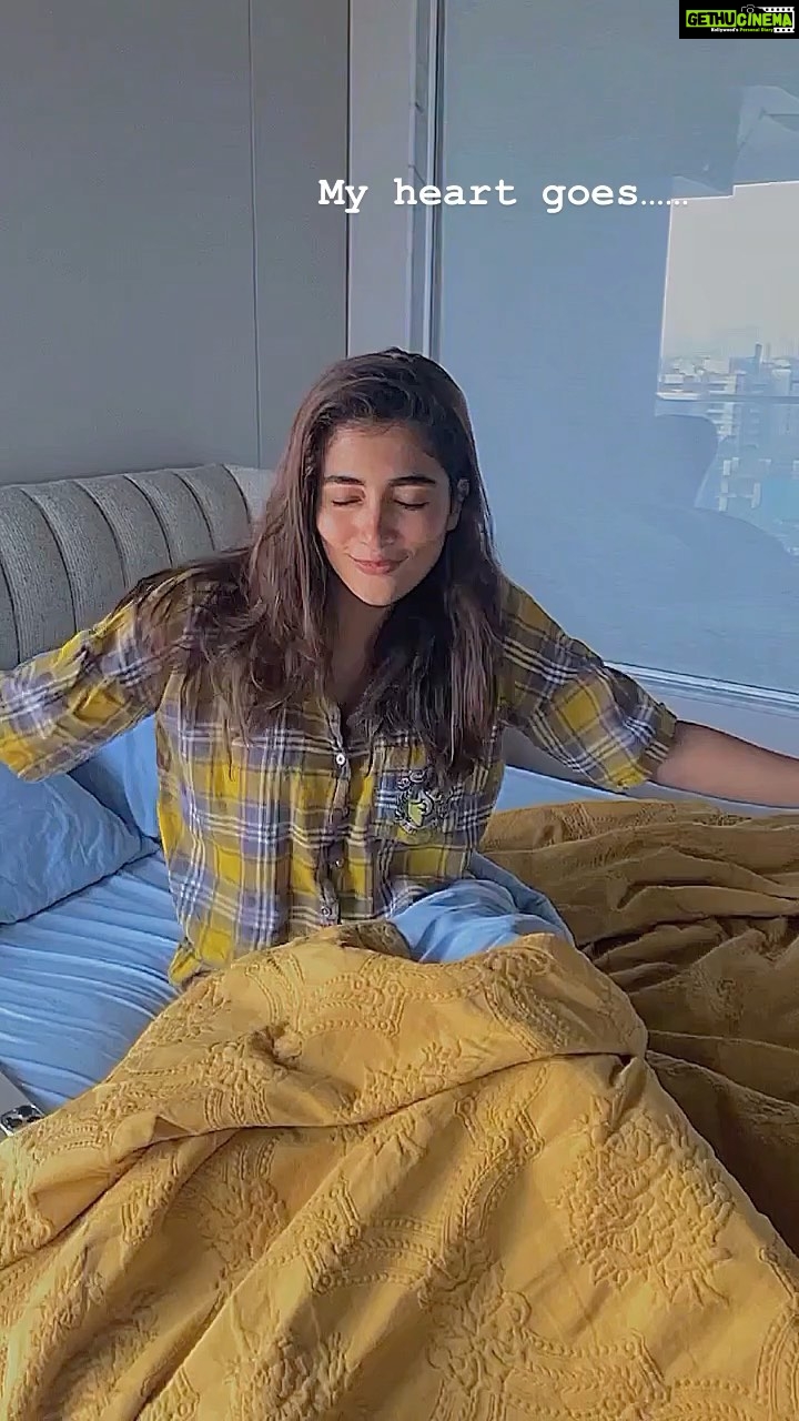 Pooja Hegde Instagram - Woke up to 16 MILLION on Instagram today ❤️ Thank you for the love..hope to continue to entertain, encourage and hopefully..inspire 🪄 #positivevibes #sweet16