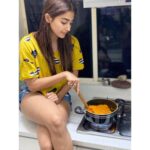 Pooja Hegde Instagram – Made my halwa and ate it too… ☺️ Gajar ka halwa by Masterchef Pooja Hegde 😃 🥕  #quarantinelife #kissthecook💋