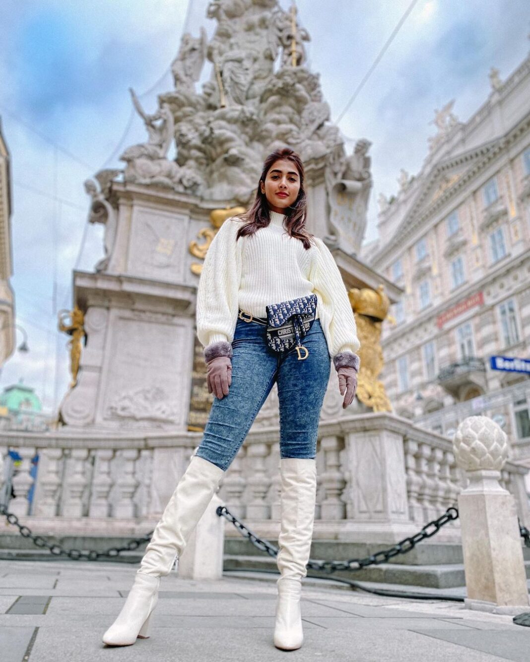 Pooja Hegde Instagram - Ootd 🌟 Vienna, Austria