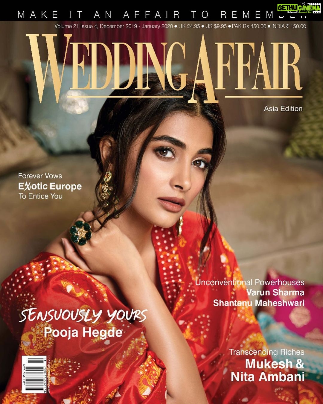 Pooja Hegde Instagram - Cover girl โบ๏ธ @wedding_affairโs December 2019 - January 2020 issue. ๐ธ@nupur.agarwal.photography ๐ @shnoy09 ๐@suhasShinde1 ๐@kajol_mulani Produced By - @maximus_collabs_ Location and art - @dreamzkrraftweddings Media Director: @raindropalterego On @hegdepooja: Couture: @sanjukta_dutta_ Jewellery: @iteebynehagoyal #WeddingAffairMagazine #WeddingAffair #PoojaHegde