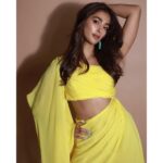 Pooja Hegde Instagram – Not so mellow-yellow🌟🌟🌟