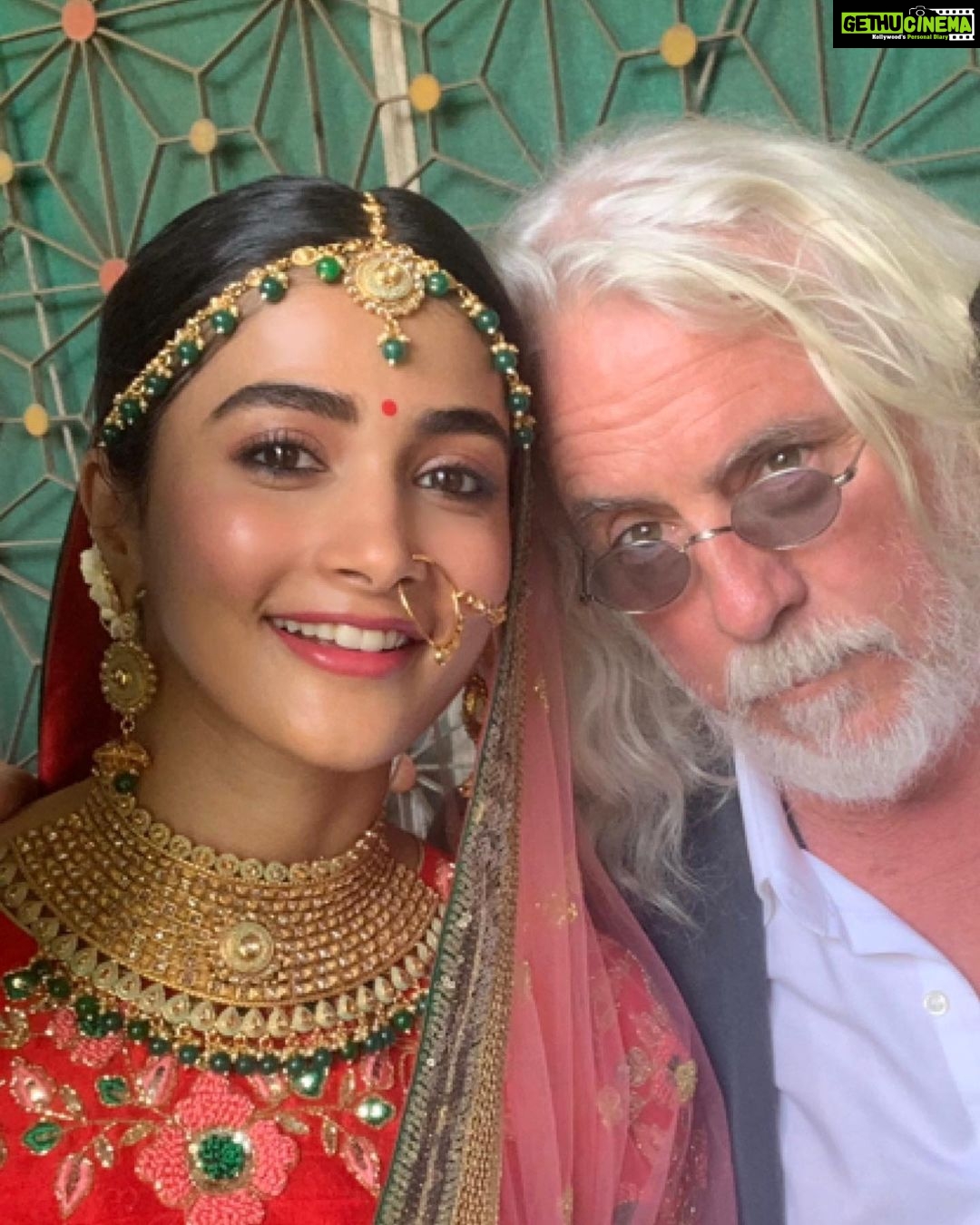 Pooja Hegde Instagram - From watching Kill Bill, Inglorious Bastards, Shutter Island and Hugo to actually being shot by #RobertRichardson ...woahhh...gonna be ticking this off the list β
....what a pleasure meeting you sir, your energy is infectious π #unreal #cinematography #genius #actorgoals #onceuponatimeinhollywood