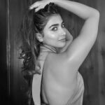 Pooja Hegde Instagram - If you plan to look back in life...make sure you look hot while doing it 😉😋 #blackandwhite #bringingsexyback