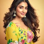 Pooja Hegde Instagram – 🌼🌼🌼