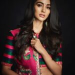 Pooja Hegde Instagram - Desi girl 👧🏻 🇮🇳