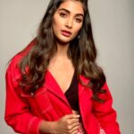 Pooja Hegde Instagram – 💋🍎