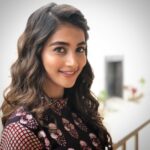Pooja Hegde Instagram - 👋🏻 ☺️