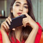 Pooja Hegde Instagram - The #RedmiNote6Pro, looks great performs better. Available at a special price only on 23rd November on mi.com, @flipkart and Mi Home. Available with great bank cash back offers. Follow @RedmiIndia & @XiaomiIndia to stay updated.