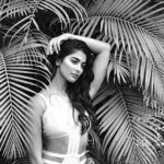 Pooja Hegde Instagram – Nothing is ever black and white…well,except for this photo 🤷🏻‍♀️😛 #behindthescenes #blackandwhitelove #confidenceissexy