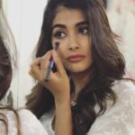 Pooja Hegde Instagram - Self touch ups ☺️💄💋