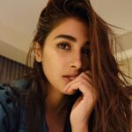 Pooja Hegde Instagram – Lookin’ at you like…