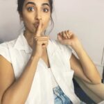 Pooja Hegde Instagram - Shhhh… 🤫#sneakpeak #comingsoon 📸