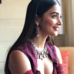 Pooja Hegde Instagram – ☺️Hello #iffi2017 ❤️ @jade_bymk @tanghavri #winelove #indiangirl
 HMU- @nidhiagarwalmua