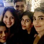 Pooja Hegde Instagram - We all live busy lives..but once in a while,stars align and I get to spend my birthday with ALL my besties ❤️ #friendslikefamily #finallytogether #heartfullofLove