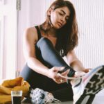 Pooja Hegde Instagram - That early morning self talk… #gymclasstoday