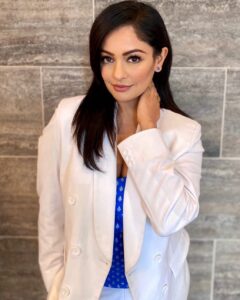 Pooja Kumar Instagram - Be kind. Be mindful. Be careful. Because #coronavirus is serious. Enjoy this time with yourself. Be inside!