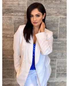 Pooja Kumar Instagram - Had a great time at the #indiaheritagegames along with the #nba at #madisonsquaregarden in #nyc! Go #newyorkknicks! Thank you to @amritha.ram for the styling and for the hair and make up by @iamkanwalbatool love you ladies!!!!