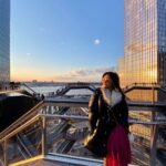 Pooja Kumar Instagram - Thank you for all the birthday wishes my social family!! You are all the best and I can’t thank you enough for all the love and affection! I was in #newyorkcity my favorite city in the world! I’m @ the #vessel in #manhattan and it’s one of the most stunning pieces of architecture in the city!! #travel #culture #food #birthday #rejuvenation #celebration #lucky