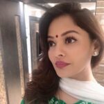 Pooja Kumar Instagram - It’s #mercuryretrograde time! #renew #reflect and most of all love yourself so you can love others! Everything starts from within so get rejuvenated because the coming weeks are going to be spectacular! #love #gratitude #people #fitness #self #actress #india #america #summervibes