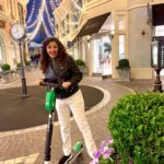 Pooja Kumar Instagram - This is how I went #shopping @barneys in #losangeles @thegrove #scooters are the new way to shop! #lifeispecious #mobile #adventure #actress #lucky
