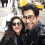 Pooja Kumar Instagram - Leather jackets are the way to go in #nyc! Soo good to catch up with an old friend @ankurbhatia !!! #lifeisprecious #friends #gratitude