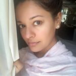 Pooja Kumar Instagram – #mondaymotivation #nomakeup I say start the week off with a joke and keep that laughter forever. #humanity #giveback #workout #actress #telugucinema #tamilcinema