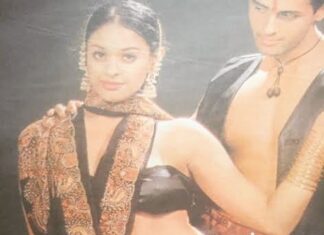 Pooja Kumar Instagram - Going down memory lane and stumbled across this #flashbackfriday Another photo shoot for one of my favorite magazines !! I should have gotten a belly ring but can’t take pain!! #femina #work #womeninfilm
