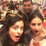 Pooja Kumar Instagram - Oh my gosh! What have we been served!! #familyphotography #lasvegas #happyholidays #shenanigans