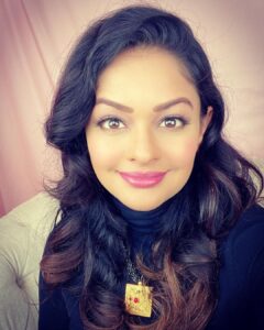 Pooja Kumar Instagram - #mondaysmotivation Please register to vote. It’s our duty, it’s our right, and it’s our responsibility to make #USA great. “The ballot is stronger than the bullet.” - #abrahamlincoln #vote #votersregistration #rights #humanity #people #america