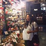 Pooja Kumar Instagram – Bangkok street shopping!