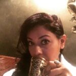Pooja Kumar Instagram – Still in the Thanksgiving spirit! So #thankful to be with #family and to be drinking hot tea! #thesimplethings